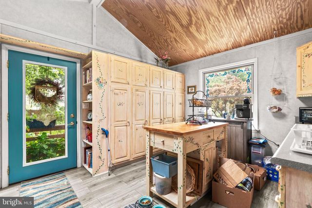 7984 MACKINTOSH DL, Glen Burnie, MD 21061