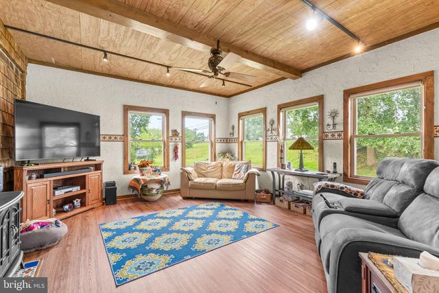 7984 MACKINTOSH DL, Glen Burnie, MD 21061