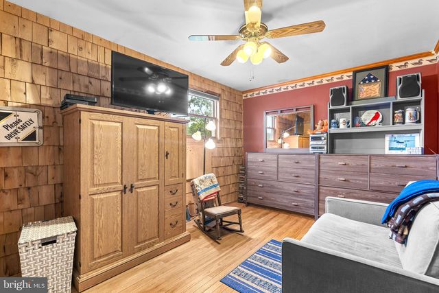 7984 MACKINTOSH DL, Glen Burnie, MD 21061