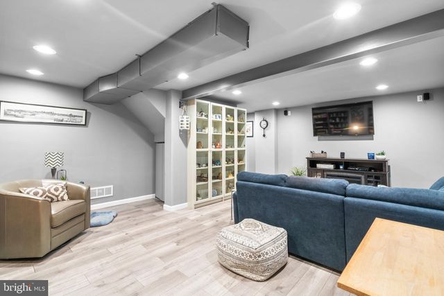 7984 MACKINTOSH DL, Glen Burnie, MD 21061