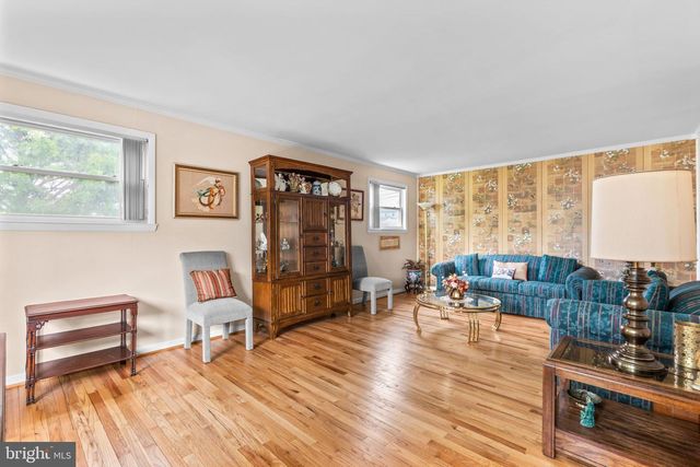 7984 MACKINTOSH DL, Glen Burnie, MD 21061