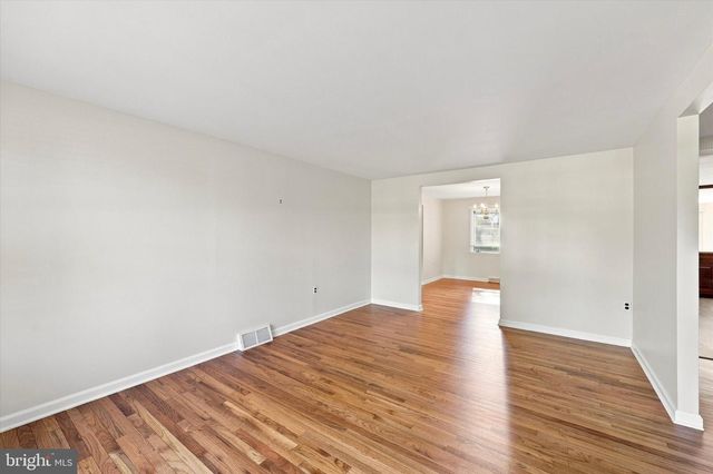 320 RICHARDSON RD, Lansdale, PA 19446