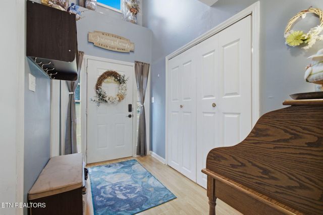 6504 Ridge Run Drive, Knoxville, TN 37921