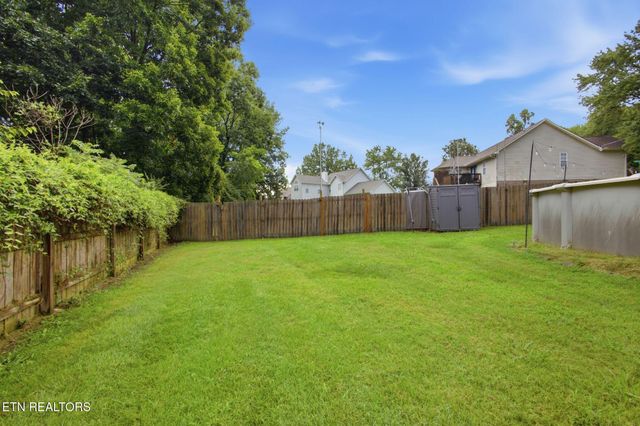 6504 Ridge Run Drive, Knoxville, TN 37921