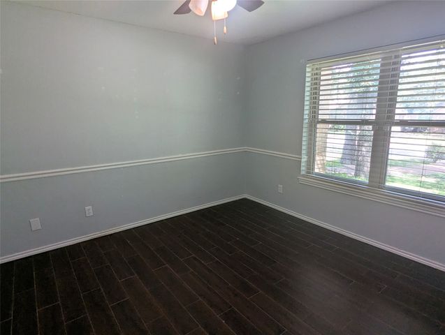 1816 Crooked Lane, Fort Worth, TX 76112