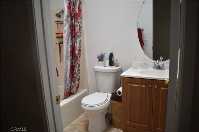 226 White Oak, Lake Elsinore, CA 92530