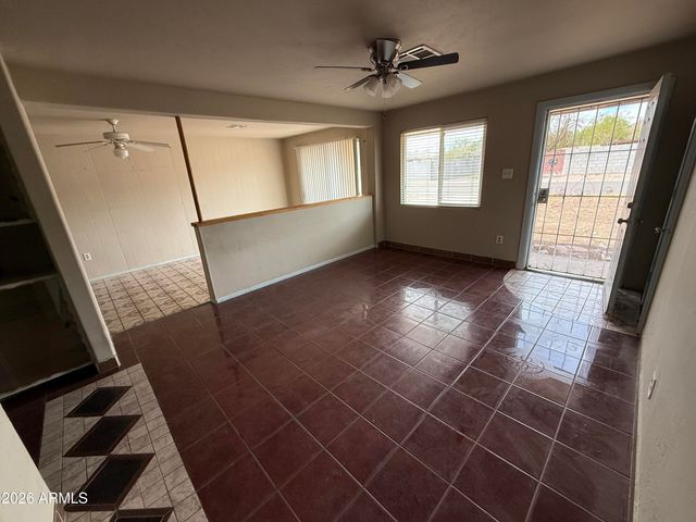1625 W BERYL Avenue, Phoenix, AZ 85021