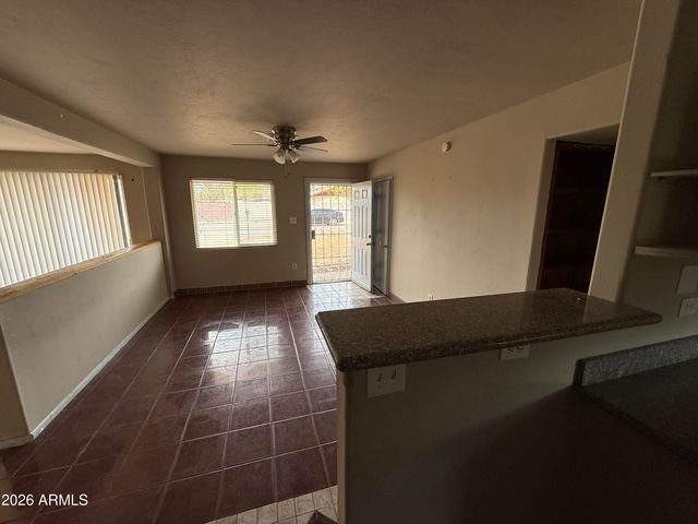 1625 W BERYL Avenue, Phoenix, AZ 85021