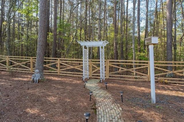 4275 Thayer Drive, Powder Springs, GA 30127