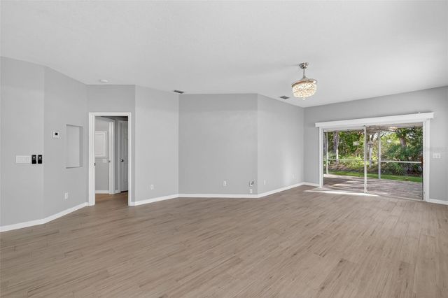 8025 SAINT ANDREWS WAY, Mount Dora, FL 32757