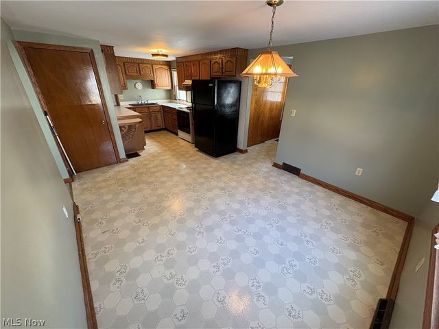 4217 Harrison Avenue NW, Canton, OH 44709