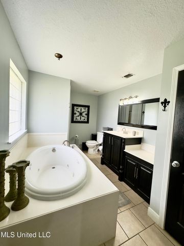 6816 Natchez Road, Biloxi, MS 39532
