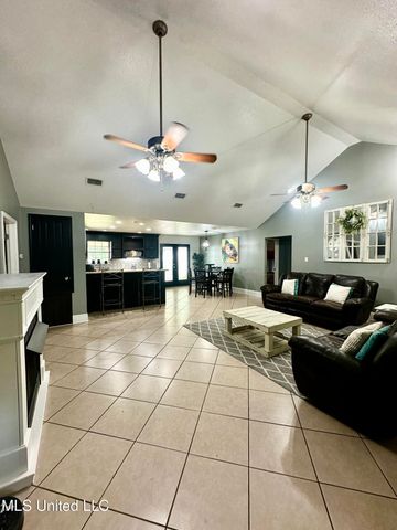 6816 Natchez Road, Biloxi, MS 39532