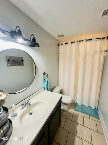 6816 Natchez Road, Biloxi, MS 39532