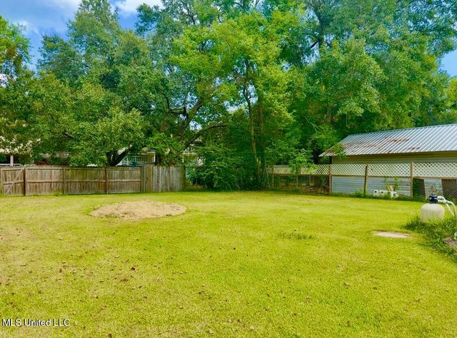 6816 Natchez Road, Biloxi, MS 39532