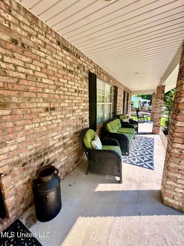 6816 Natchez Road, Biloxi, MS 39532