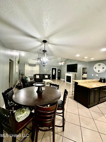 6816 Natchez Road, Biloxi, MS 39532