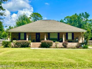 6816 Natchez Road, Biloxi, MS 39532