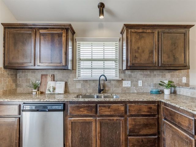 12709 Quaker Drive, Oklahoma City, OK 73120