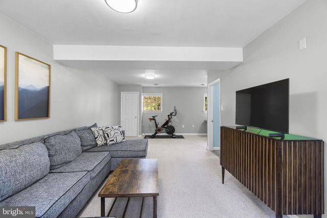 1011 CHERYLS CT, Frederick, MD 21703
