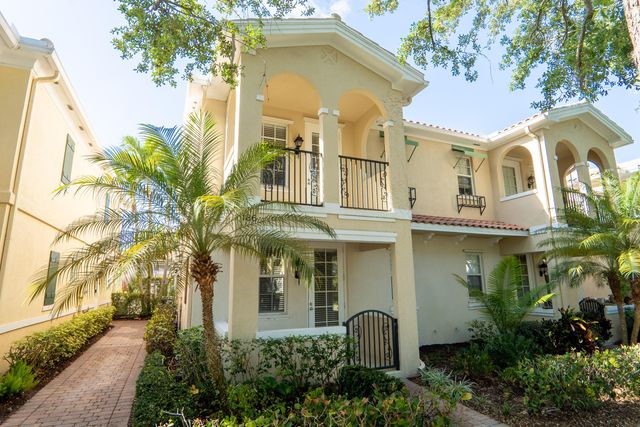 186 SORIANO Drive, Jupiter, FL 33458