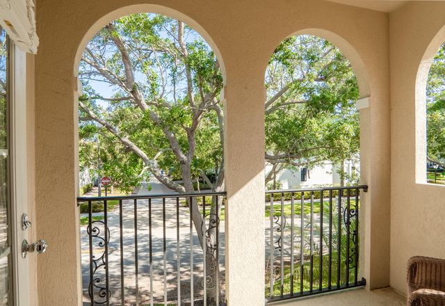 186 SORIANO Drive, Jupiter, FL 33458
