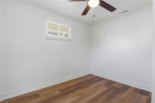 26 Bernard AVE, Hampton, VA 23669