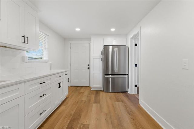 26 Bernard AVE, Hampton, VA 23669