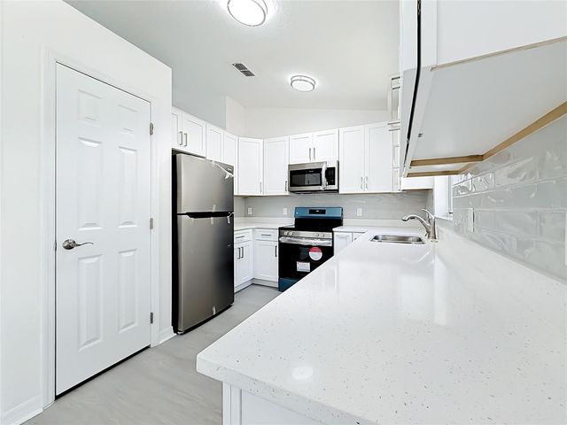 13 JUNIPER PASS RADIAL, Ocala, FL 34480