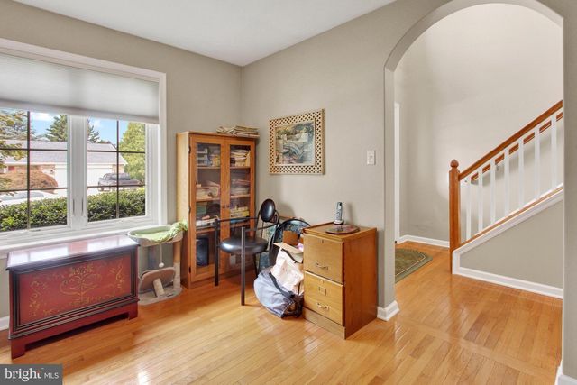 891 SOLARLIGHT DR, York, PA 17402