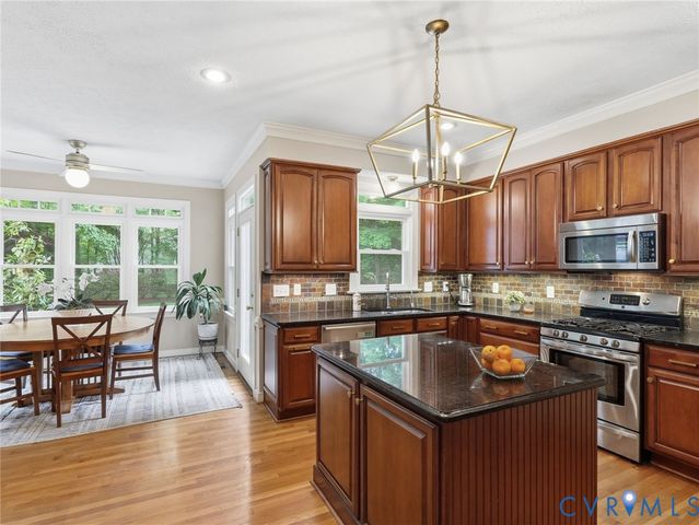 14240 Kenmont Dr, Midlothian, VA 23113