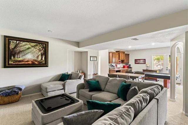 4412 NE 94th Court, Kansas City, MO 64156