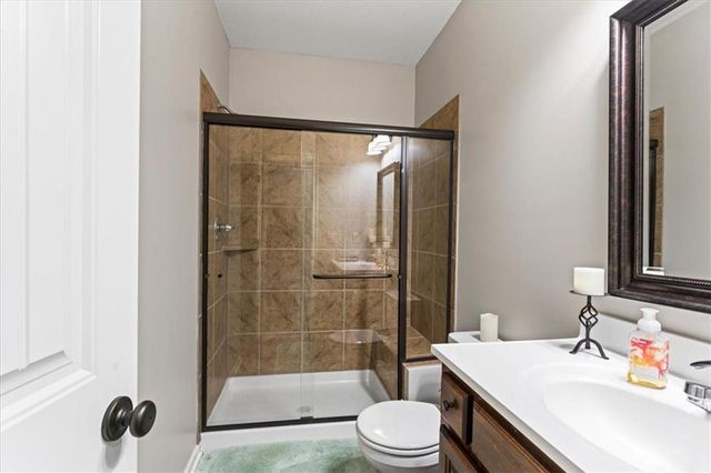 4412 NE 94th Court, Kansas City, MO 64156