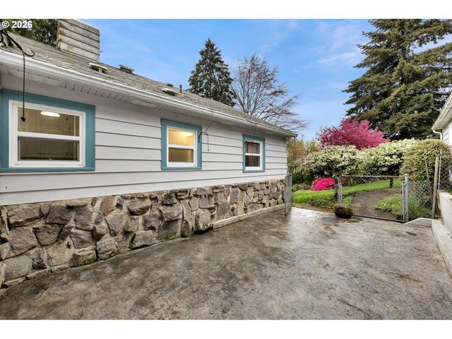 373 N SHEPHERD Rd, Washougal, WA 98671