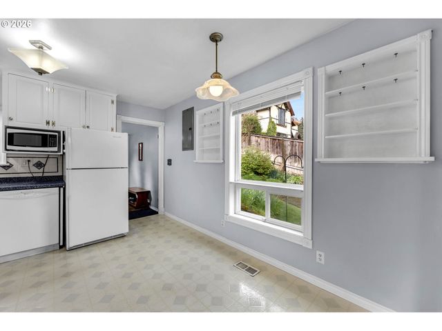 373 N SHEPHERD Rd, Washougal, WA 98671