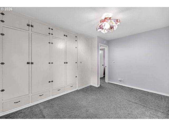 373 N SHEPHERD Rd, Washougal, WA 98671