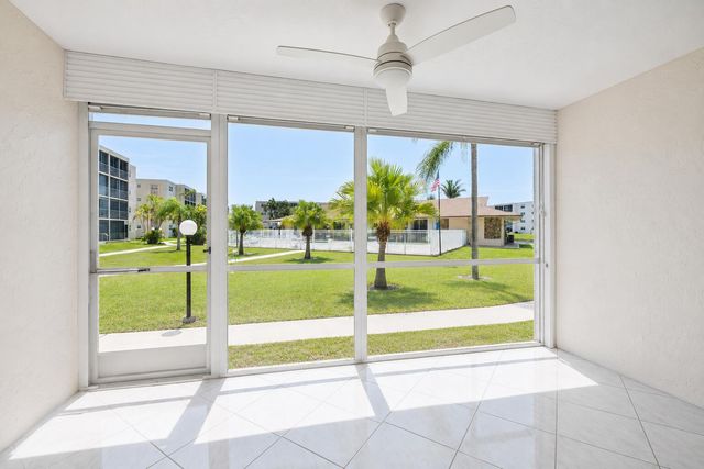 1025 SE 4th Avenue 101, Dania Beach, FL 33004