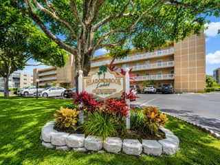 1025 SE 4th Avenue 101, Dania Beach, FL 33004