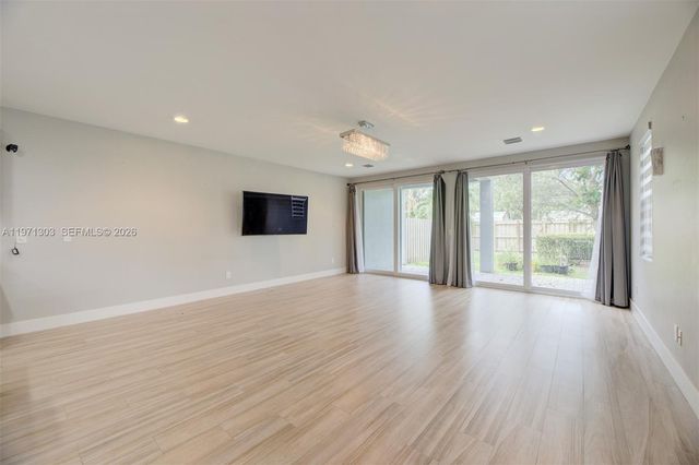 619 SW 17th St 619, Fort Lauderdale, FL 33315