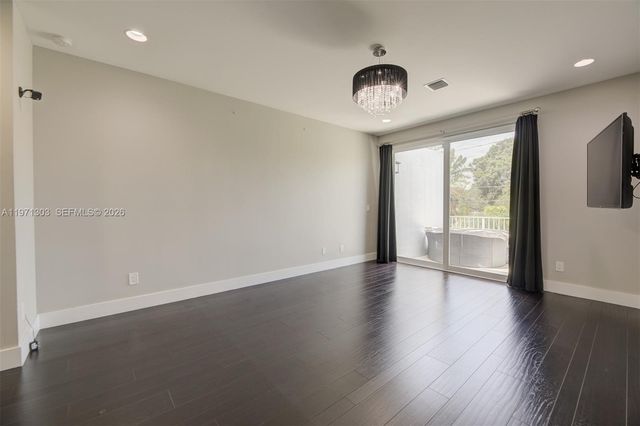 619 SW 17th St 619, Fort Lauderdale, FL 33315