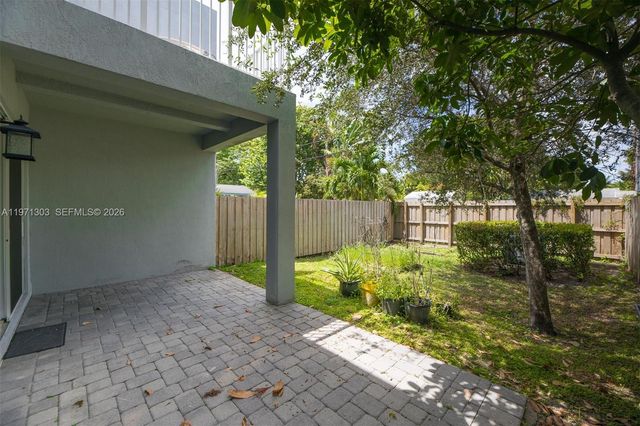 619 SW 17th St 619, Fort Lauderdale, FL 33315