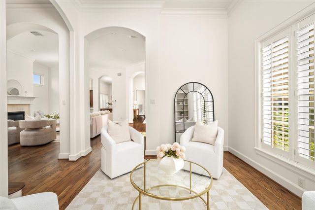 107 Wynden Trace Lane, Houston, TX 77056