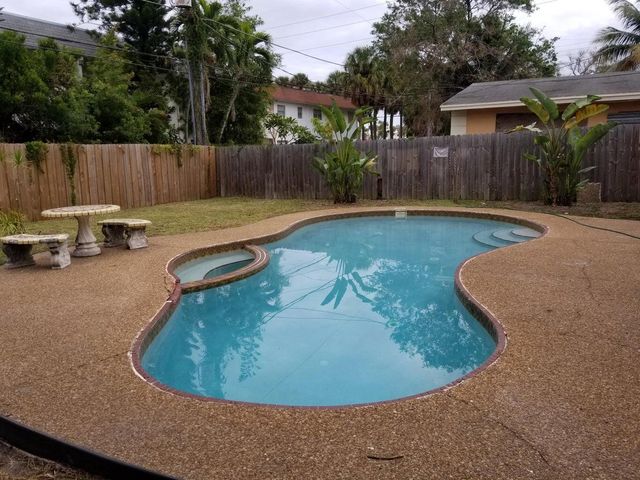 215 SW 1ST Court 1-2, Pompano Beach, FL 33060