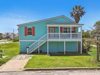 1111 Avenue K, Galveston, TX 77550