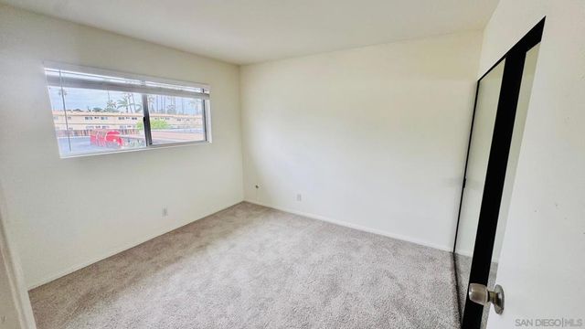 4885 Cole 36, San Diego, CA 92117
