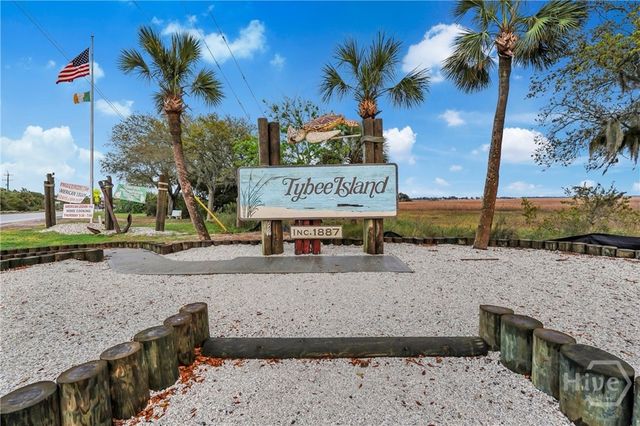 607 Jones Avenue, Tybee Island, GA 31328