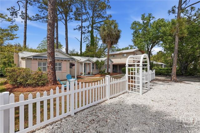 607 Jones Avenue, Tybee Island, GA 31328