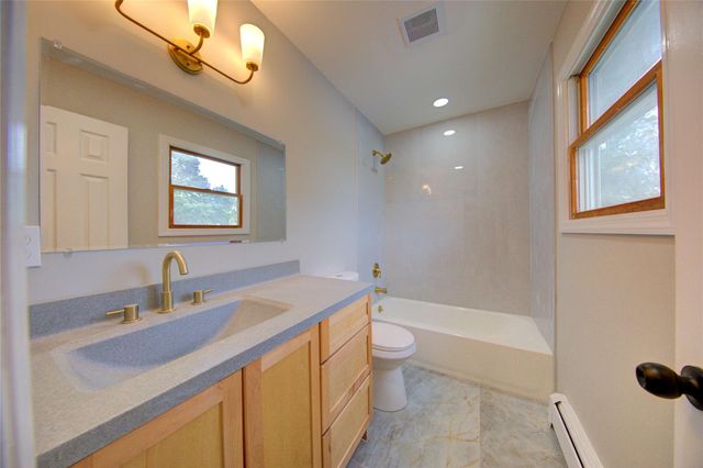 62 S 21st Street, Wyandanch, NY 11798