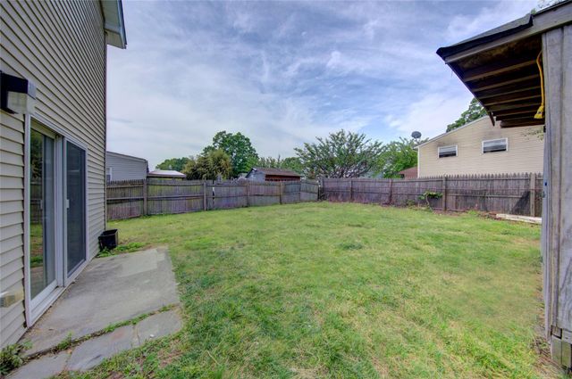 62 S 21st Street, Wyandanch, NY 11798