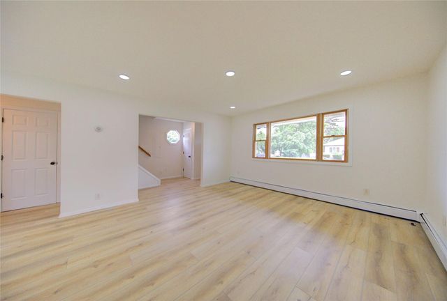 62 S 21st Street, Wyandanch, NY 11798
